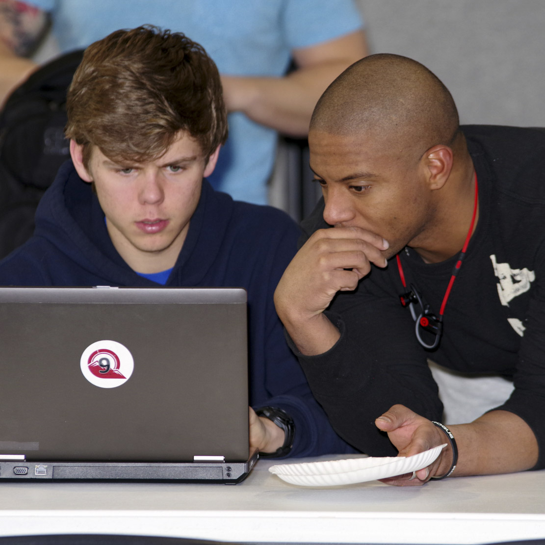 students focused on computer